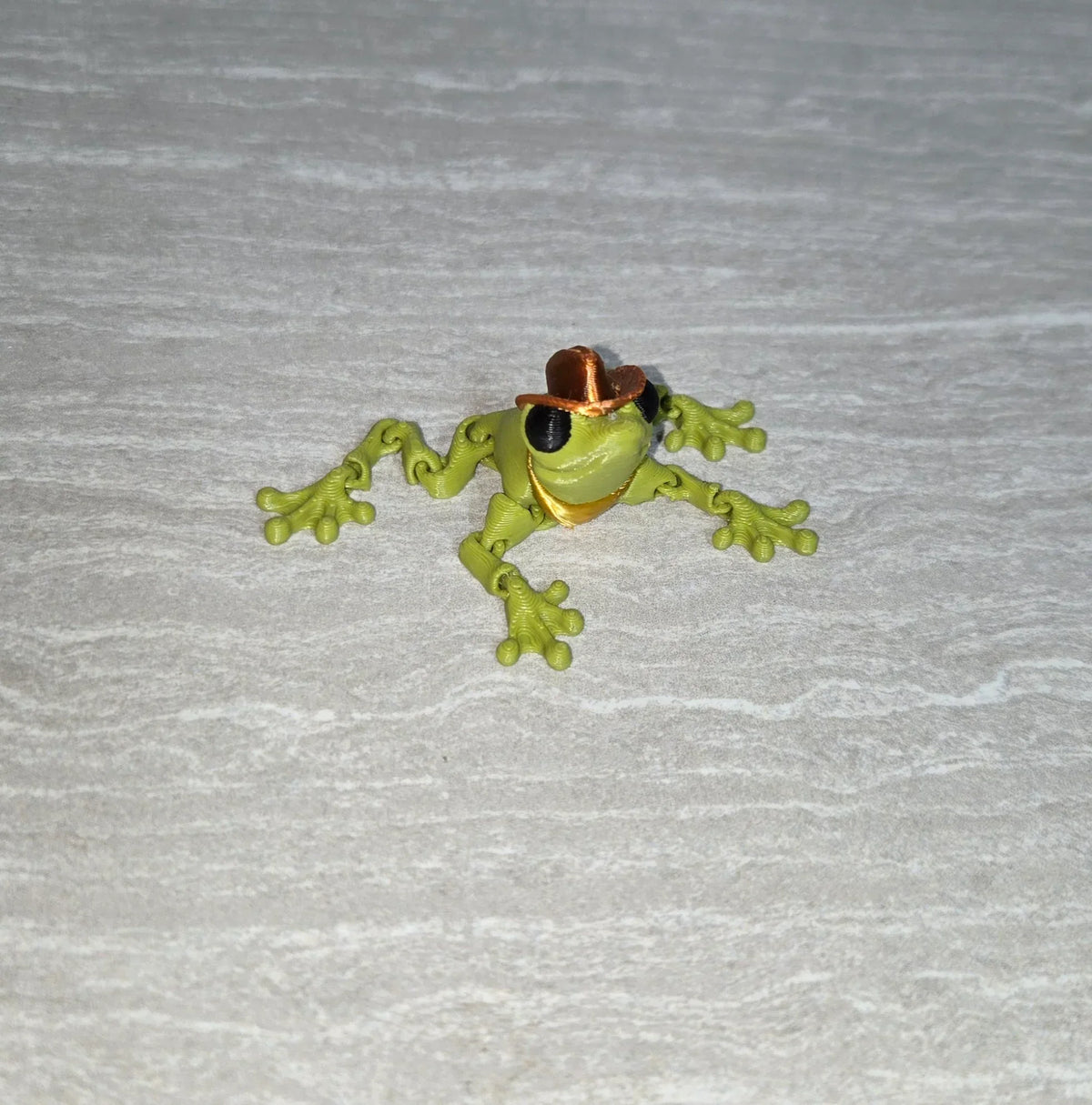 Cowboy Frog 3D printed articulated flexi toy by Cosmic 3D Creations