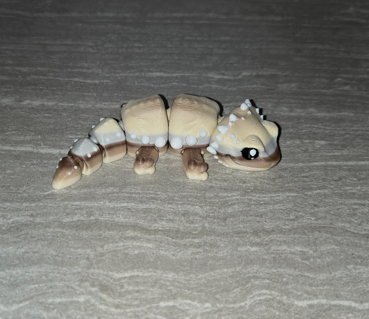 Mini Bearded Dragon 3D printed articulated flexi toy by Cosmic 3D Creations