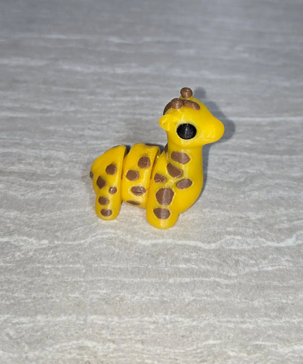 Giraffe Pocket Friend 3D printed articulated flexi toy by Cosmic 3D Creations