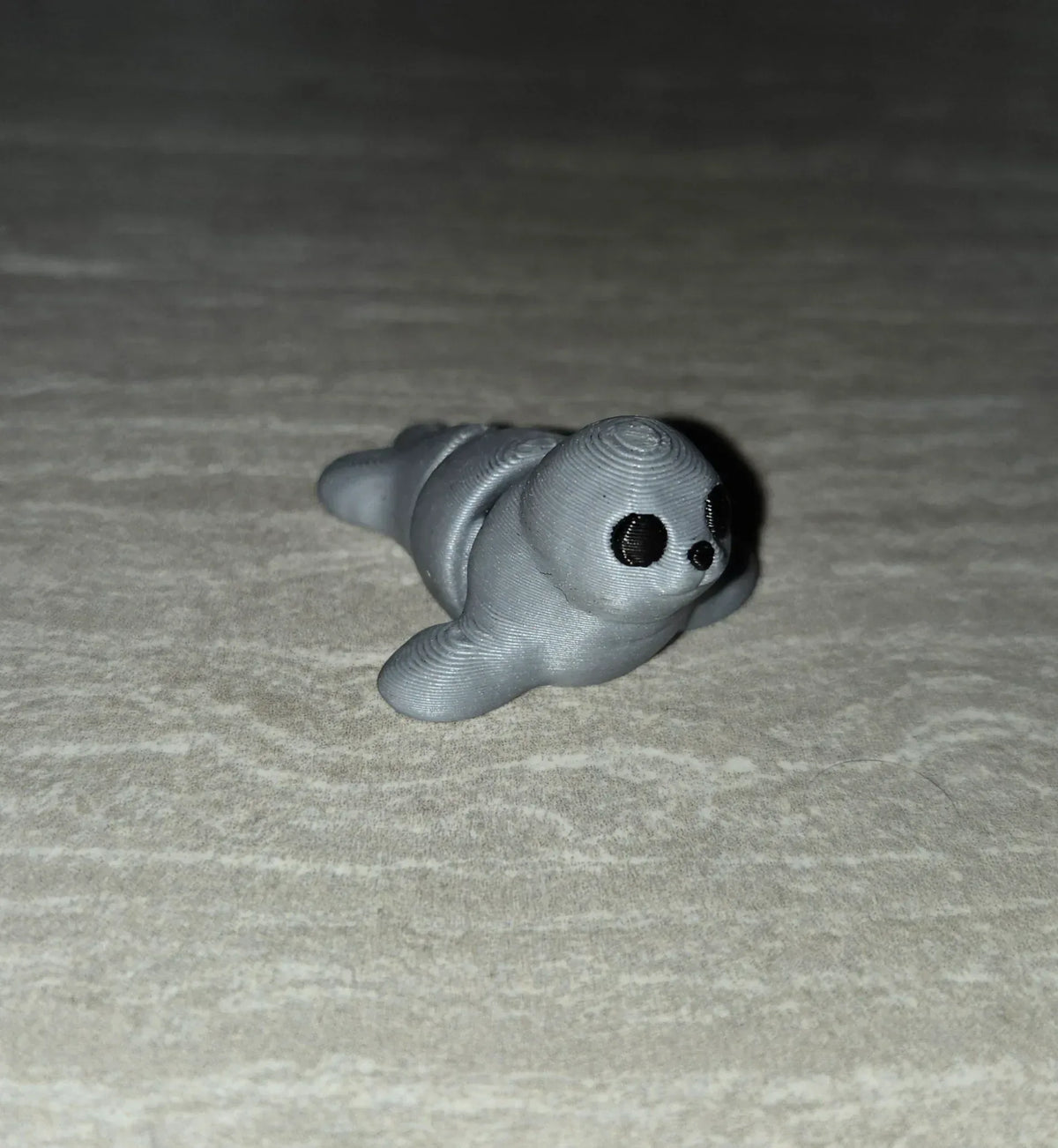 Seal 3D printed articulated flexi toy by Cosmic 3D Creations