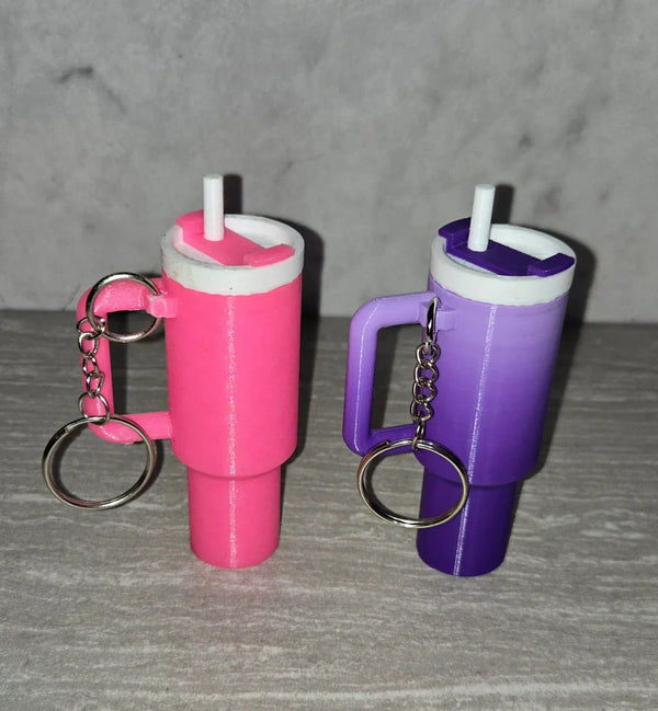 Tumbler Keychain 3D printed articulated flexi keychain by Cosmic 3D Creations