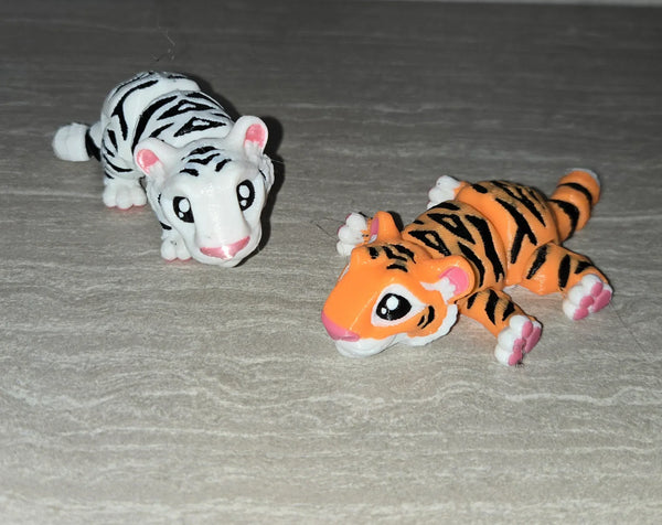 Mini Tiger 3D printed articulated flexi toy by Cosmic 3D Creations