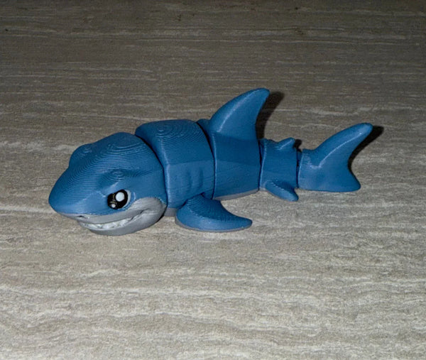 Shark 3D printed articulated flexi toy by Cosmic 3D Creations