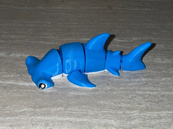 Hammerhead Shark 3D printed articulated flexi toy by Cosmic 3D Creations